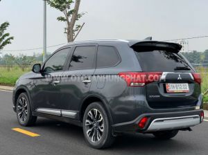 Xe Mitsubishi Outlander 2.0 CVT 2021