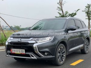 Xe Mitsubishi Outlander 2.0 CVT 2021