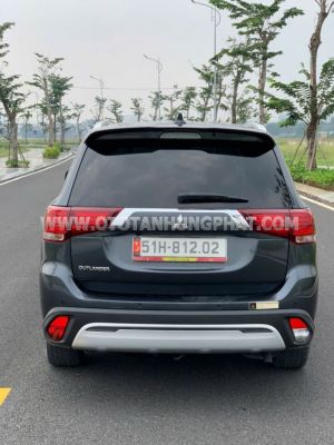 Xe Mitsubishi Outlander 2.0 CVT 2021