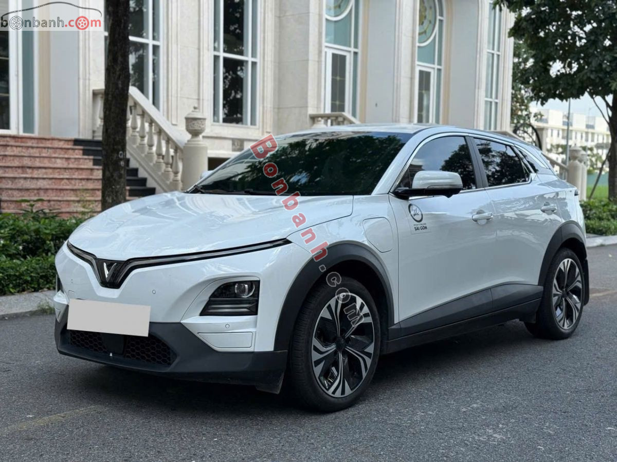 VinFast VF6 Plus 2025