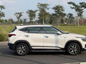Xe Kia Seltos Premium 1.6 AT 2021