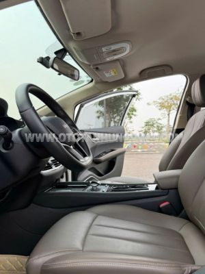 Xe BYD M6 Standard 2025