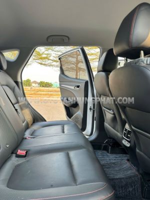 Xe MG ZS Standard 1.5 AT 2WD 2024