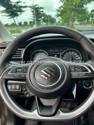 Xe Suzuki XL7 Hybrid 1.5 AT 2025