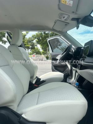 Xe Suzuki Swift 1.2 AT 2025