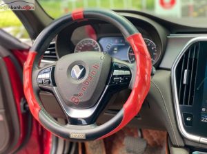 Xe VinFast Lux A 2.0 Base 2.0 AT 2019