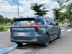 Xe Kia Carnival Signature 2.2D 2024